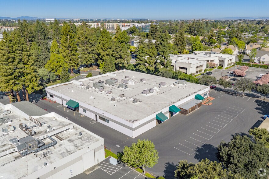 510 Oakmead Pky, Sunnyvale, CA à louer - Aérien – Image 3 sur 4
