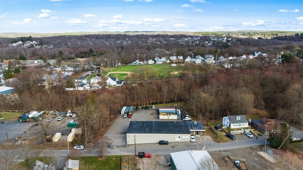 180 Stone St, Clinton, MA à vendre - Aérien – Image 3 sur 10
