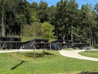 Plus de détails pour 1270 Tunnel Hill Varnell rd, Dalton, GA - Logement à vendre