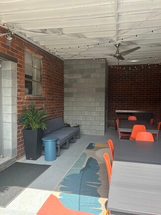 Plus de détails pour 3411 Pierce Dr NE, Chamblee, GA - Coworking à louer