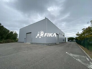 Plus de détails pour Local d'activités à louer