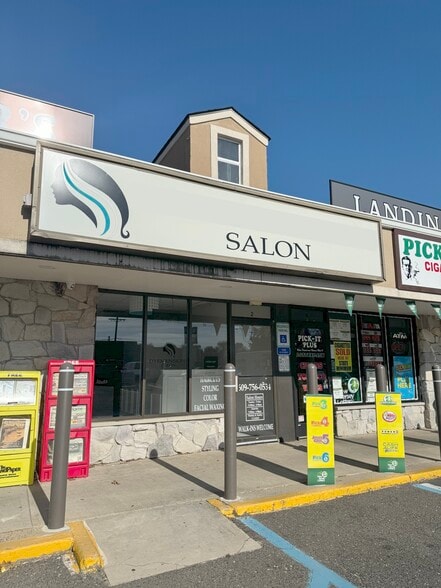 886-888 W Bay Ave, Barnegat, NJ à louer - Photo de l’immeuble – Image 3 sur 10