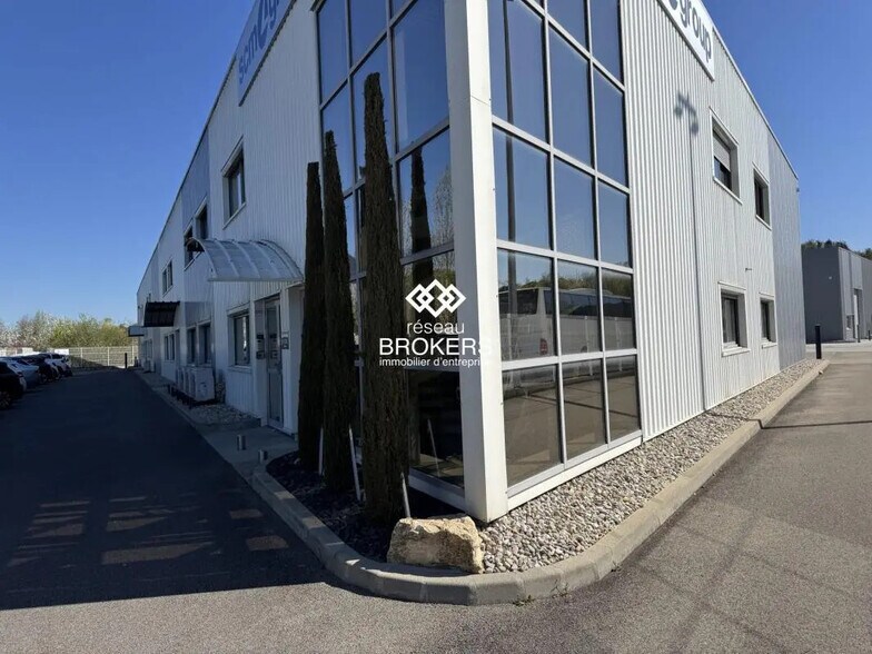 2 Chemin Des Plattes, Vourles à louer - Photo de l’immeuble – Image 3 sur 3