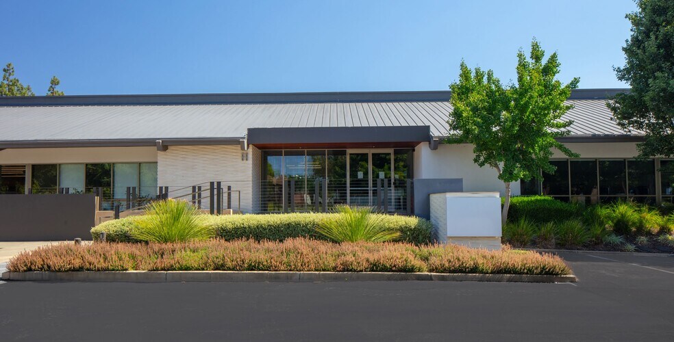 2708-2712 Orchard Pky, San Jose, CA à louer - Photo de l’immeuble – Image 2 sur 4