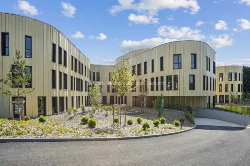 370 Rue Sans Souci, Limonest à louer - Photo de l’immeuble – Image 1 sur 16