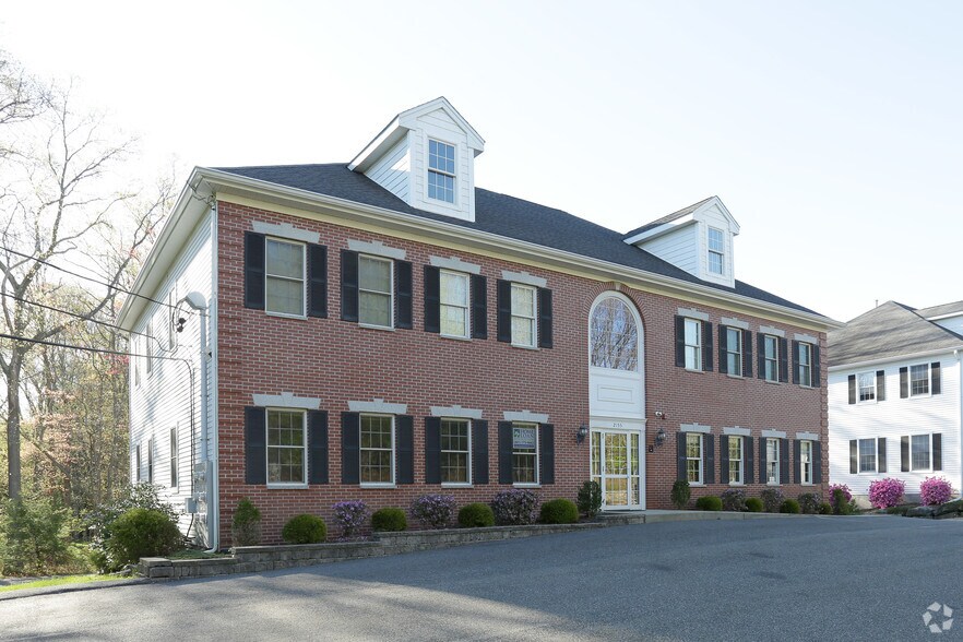 2155 Diamond Hill Rd, Cumberland, RI à louer - Photo principale – Image 1 sur 5