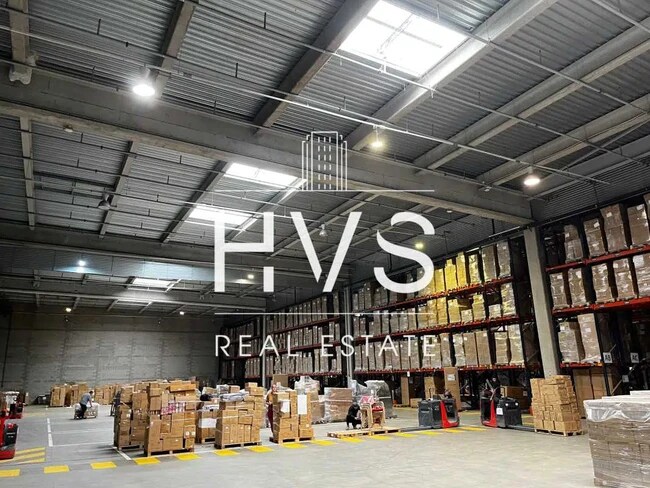 Plus de détails pour Industriel/Logistique à louer