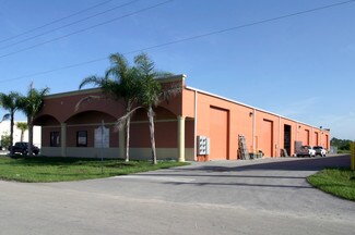 Plus de détails pour 5485 Lee St, Lehigh Acres, FL - Industriel/Logistique à louer