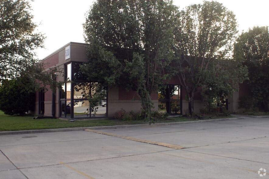 530-540 Elmwood Park Blvd, New Orleans, LA à louer - Photo de l’immeuble – Image 2 sur 4