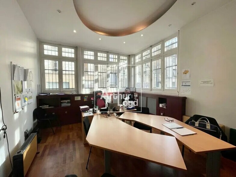 Bureau dans Melun à louer - Photo intérieure – Image 2 sur 6