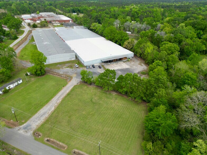 55 E Conifer St, Andrews, SC à louer - Photo de l’immeuble – Image 3 sur 8
