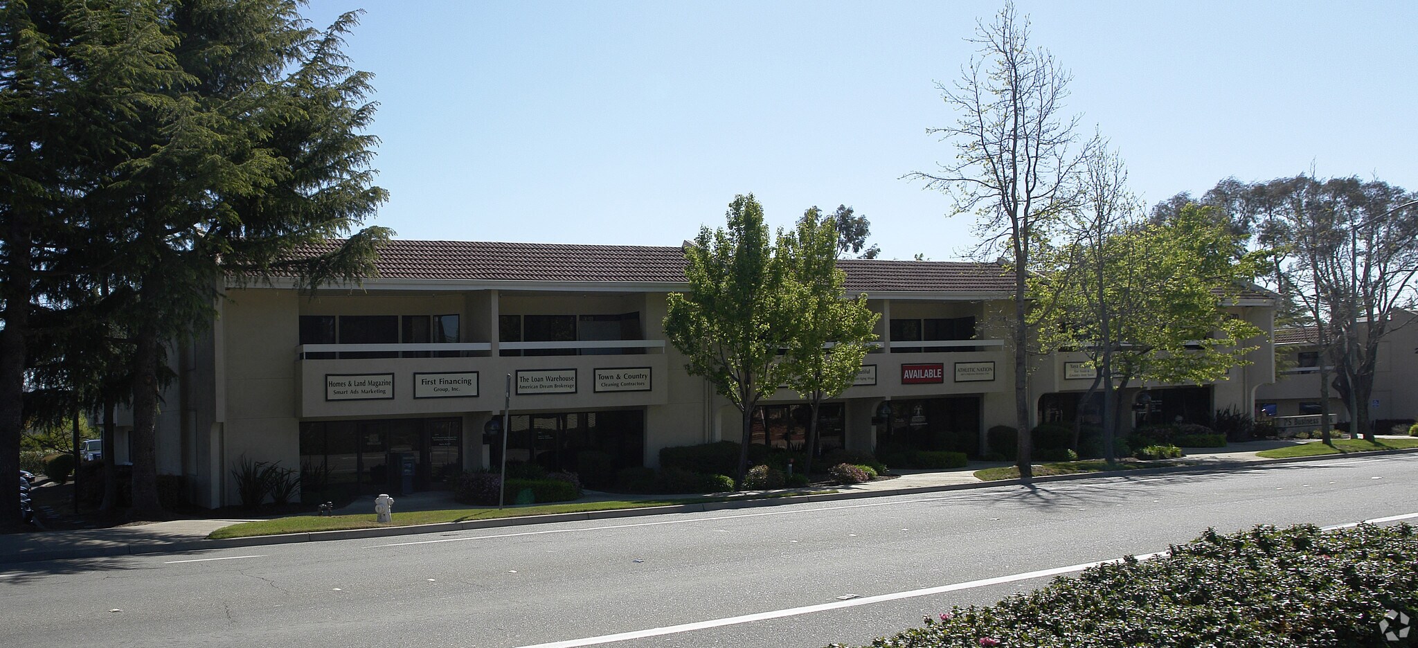 2580 San Ramon Valley Blvd, San Ramon, CA à louer Photo de l’immeuble– Image 1 sur 14
