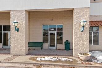 3012-3066 Village Park Dr, Plover, WI à louer Photo de l’immeuble– Image 1 sur 26