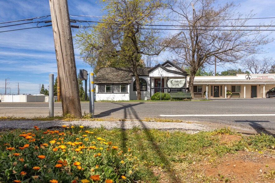 4083 Carson Rd, Camino, CA à vendre - Photo de l’immeuble – Image 2 sur 6