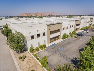 Plus de détails pour 10675 San Sevaine Way, Jurupa Valley, CA - Industriel/Logistique à vendre