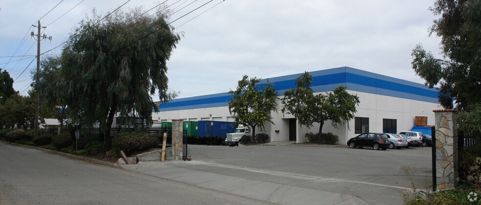 2671-2675 McCone Ave, Hayward, CA à vendre - Photo de l’immeuble – Image 1 sur 12