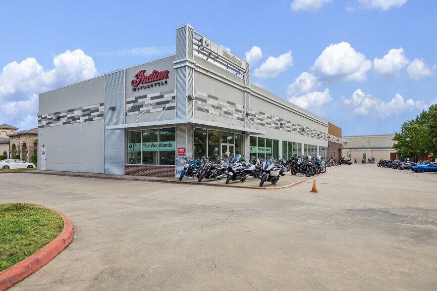 198 Ed English Dr, Shenandoah, TX à vendre - Photo principale – Image 1 sur 13