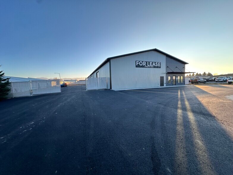 1580 Bobcat dr, Bozeman, MT à louer - Photo de l’immeuble – Image 2 sur 8