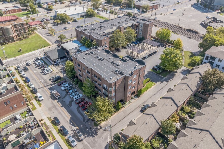 345 Harrison St, Nashville, TN à vendre - Aérien – Image 3 sur 12