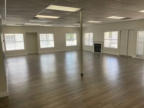 30497 Canwood St, Agoura Hills, CA à louer Photo de l’immeuble– Image 2 sur 5