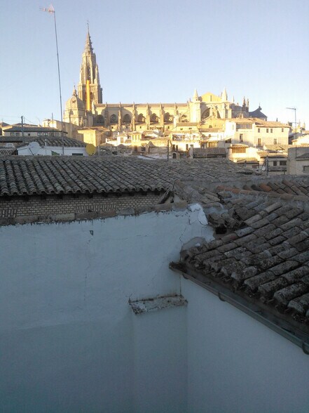Immeuble residentiel dans Toledo, Toledo à vendre - Photo intérieure – Image 3 sur 11