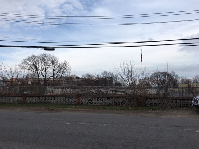 138-39 Centreville St, Ozone Park, NY à vendre Autre– Image 1 sur 5
