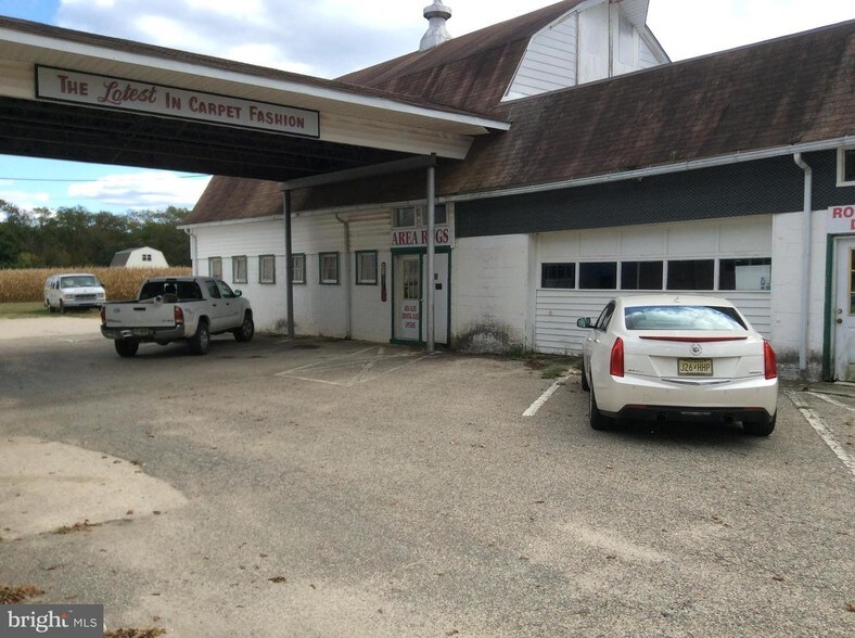 1736 Dutch Mill Rd, Franklinville, NJ à vendre - Photo de l’immeuble – Image 2 sur 9