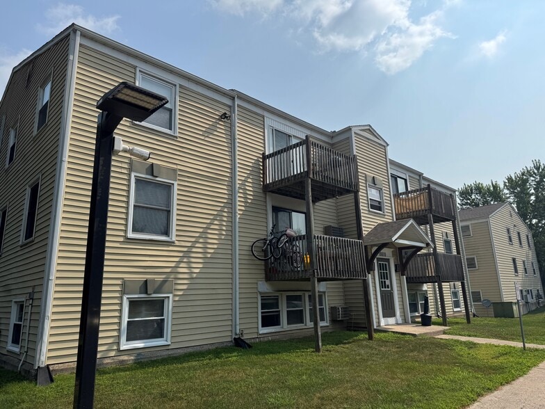 10000-10010 S Westnedge Ave, Portage, MI à vendre - Photo de l’immeuble – Image 2 sur 7