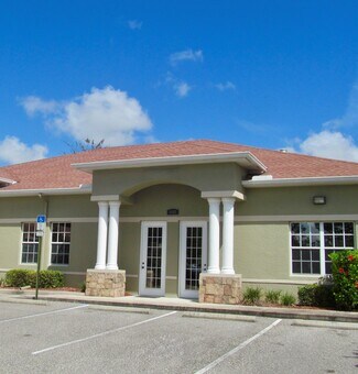 Plus de détails pour 2527 Seven Springs Blvd, New Port Richey, FL - Bureau à vendre