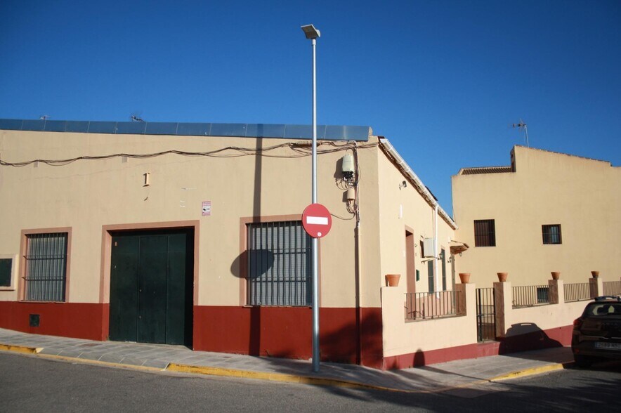 Local commercial dans Carrión de los Céspedes, Sevilla à louer - Photo de l’immeuble – Image 3 sur 16