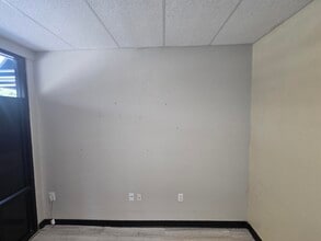 8034 Culebra Rd, San Antonio, TX à louer Photo intérieure– Image 2 sur 6