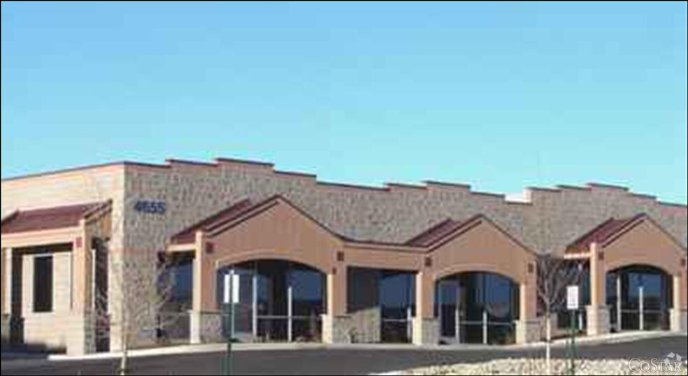 4675 Town Center Dr, Colorado Springs, CO à louer - Photo de l’immeuble – Image 2 sur 6