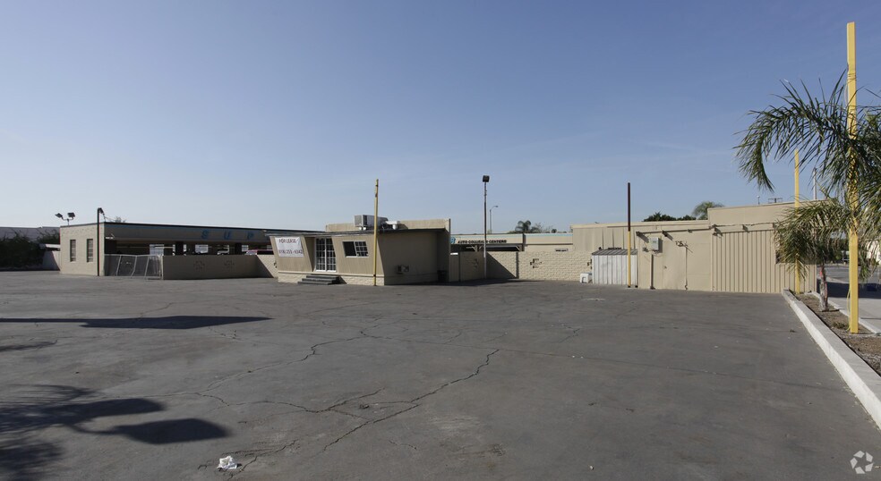 Premier Infill San Fernando Valley portefeuille de 5 biens à vendre sur LoopNet.fr - Photo principale – Image 2 sur 7