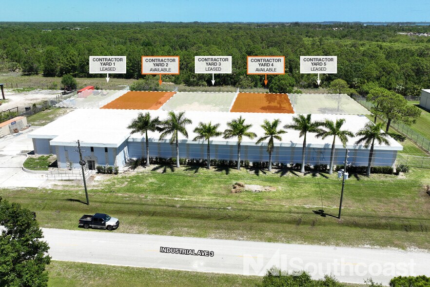 2700 Industrial Ave, Fort Pierce, FL à louer - Photo de l’immeuble – Image 2 sur 14