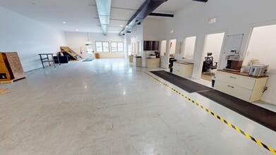 2112 S Milford Rd, Highland, MI à louer Photo intérieure– Image 2 sur 6