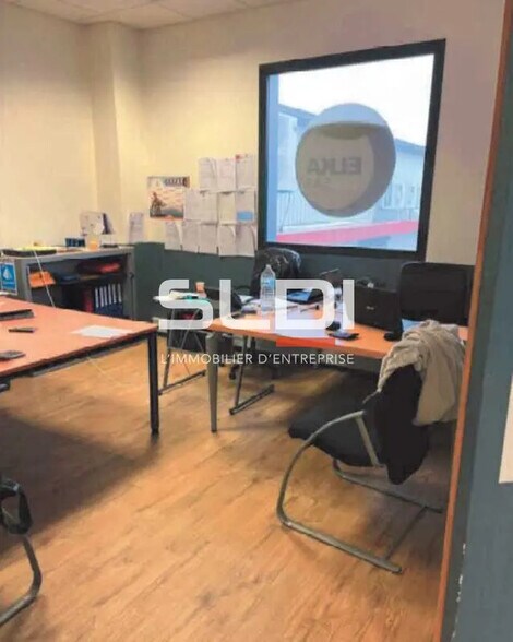 Local d’activités dans Saint-Quentin-Fallavier à louer - Photo de l’immeuble – Image 3 sur 5