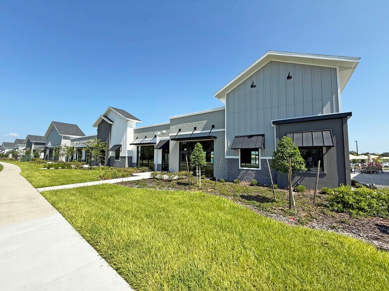12143 Stoneybrook West Pky, Winter Garden, FL à louer - Photo de l’immeuble – Image 3 sur 8