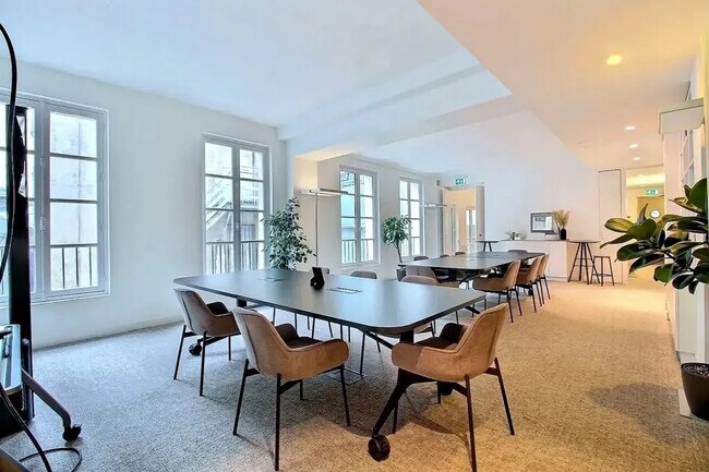 Plus de détails pour 46 Bis Passage Jouffroy, Paris - Bureau à louer