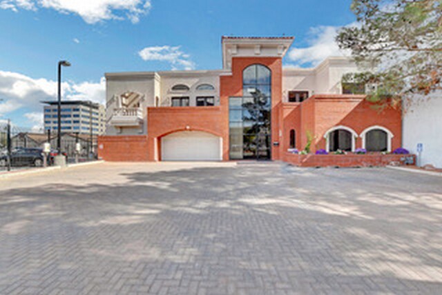 317 S 6th St, Las Vegas, NV à vendre - Photo principale – Image 1 sur 59