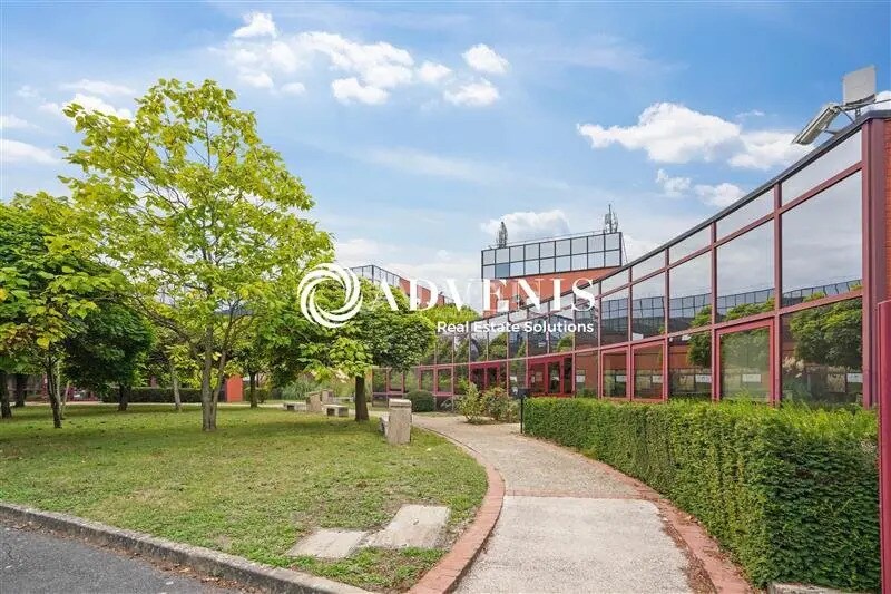 Bureau dans Champs-sur-Marne à louer - Photo de l’immeuble – Image 2 sur 10