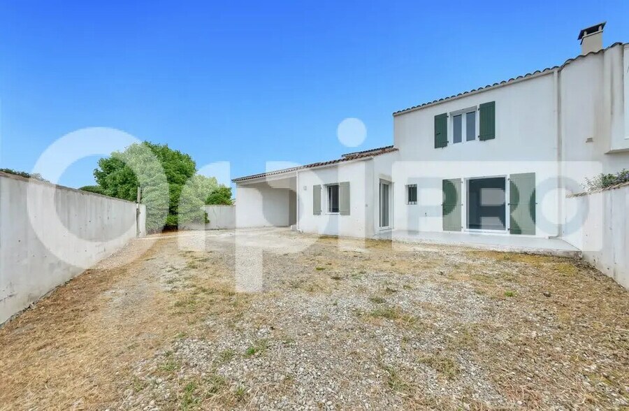 Local d'activités dans Saint-Martin-de-Ré à vendre - Photo de l’immeuble – Image 1 sur 19