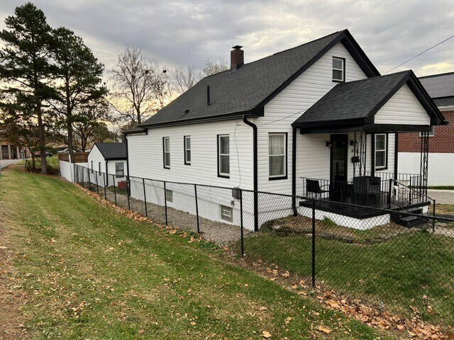 6926 Mearl Ave, Cincinnati, OH à vendre - Photo de l’immeuble – Image 2 sur 12