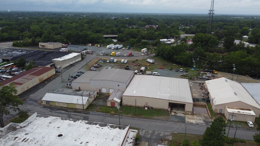 103 Lee St, Monroe, NC à louer - Photo de l’immeuble – Image 1 sur 6