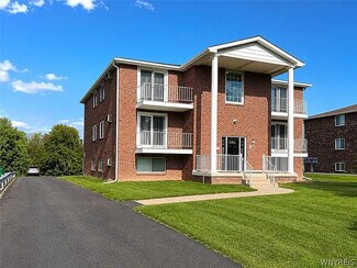 Plus de détails pour 6293 Robinson Rd, Lockport, NY - Logement à vendre