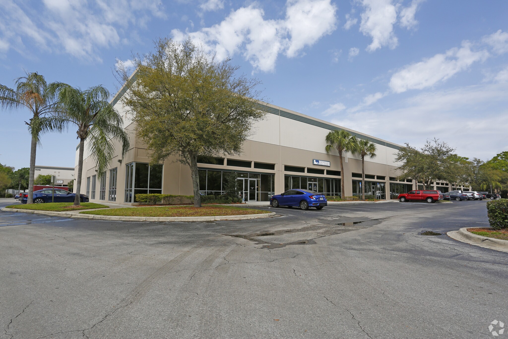 7004 Benjamin Rd, Tampa, FL à louer Photo principale– Image 1 sur 3