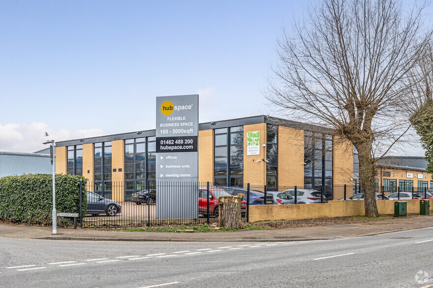 Works Rd, Letchworth Garden City à louer - Photo de l’immeuble – Image 2 sur 2