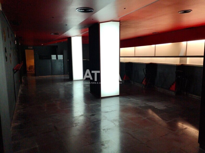 Local commercial dans Ontinyent à louer - Photo de l’immeuble – Image 3 sur 12