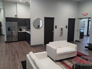 952 International Pky, Lake Mary, FL à vendre Photo intérieure– Image 2 sur 9