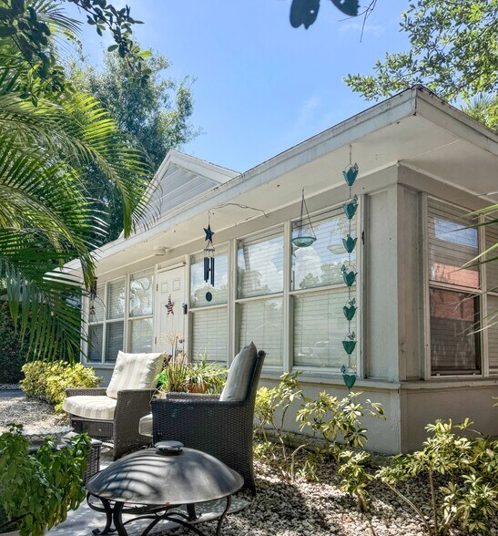1664 9th St, Sarasota, FL à vendre - Photo de l’immeuble – Image 2 sur 4