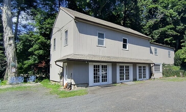 259 Main St S, Woodbury, CT à louer Photo de l’immeuble– Image 1 sur 16
